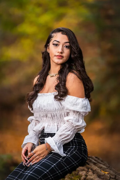 Creative Pittsburgh high school senior portrait