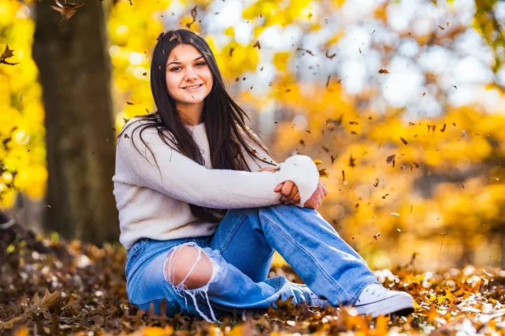Editorial-style Pittsburgh senior picture